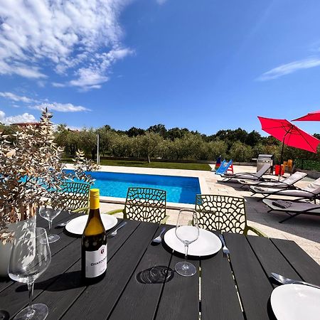 Villa Casa Storija Novigrad Istria Exteriör bild