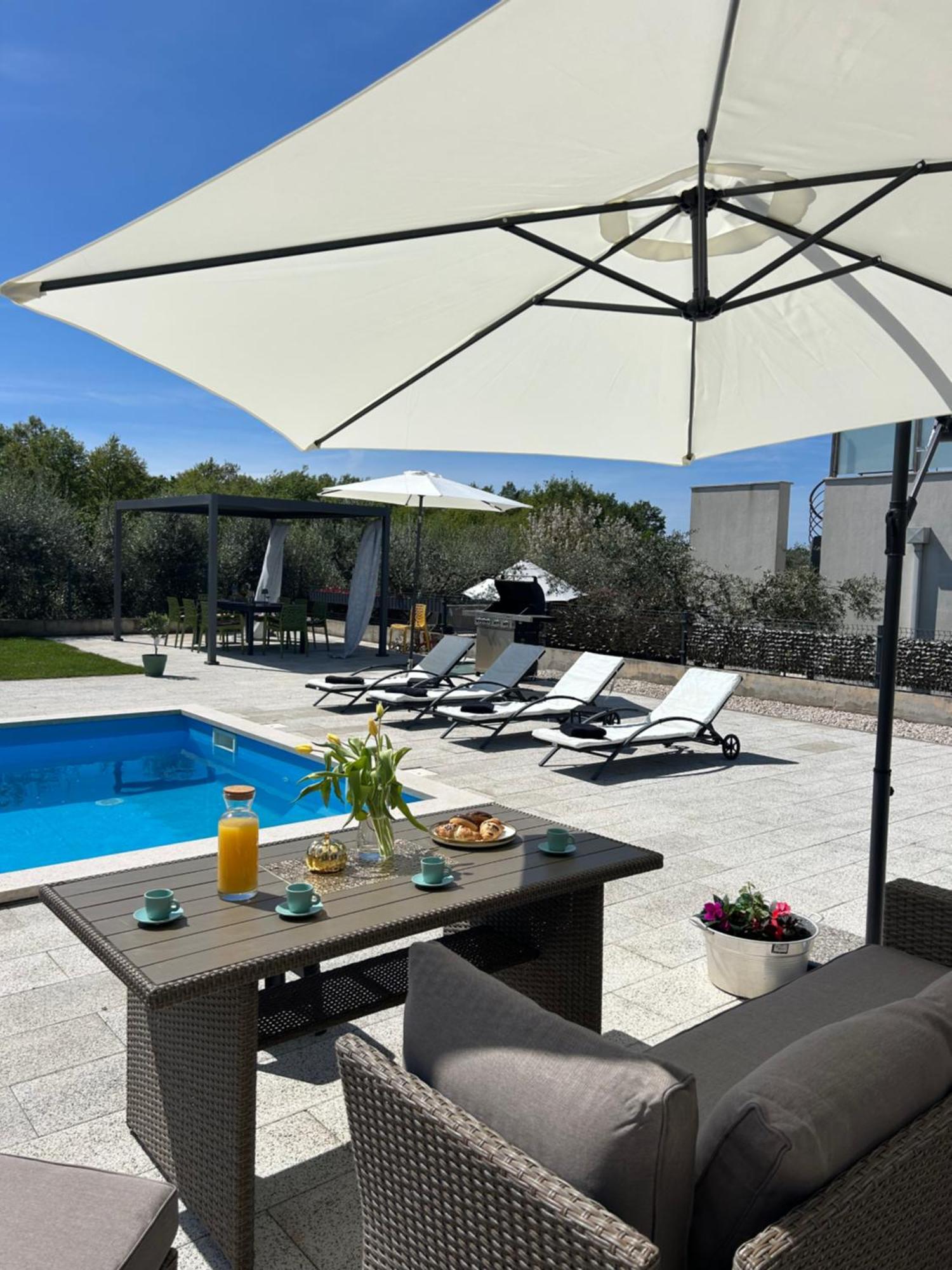 Villa Casa Storija Novigrad Istria Exteriör bild